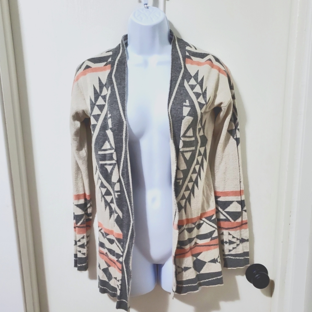 Pink Republic cardigan size XS